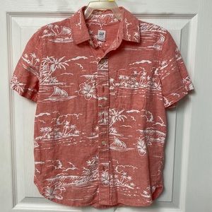Gap Boys Short Sleeve Island Print Button Down Shirt size Medium (8)